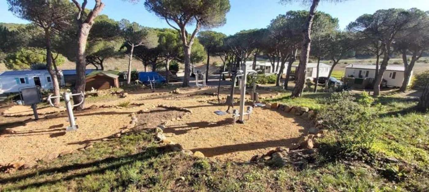 Camping 3 Etoiles - Piscine - Ccbb0Gd Bizanet Exteriör bild